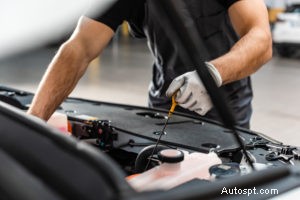 Olie verversen en filters vervangen:waarom ze essentieel zijn voor de gezondheid van de motor 