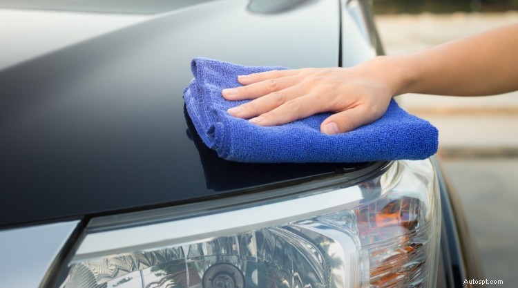 Car Wax versus Polish:belangrijkste verschillen en hoe u de juiste afwerking kiest 