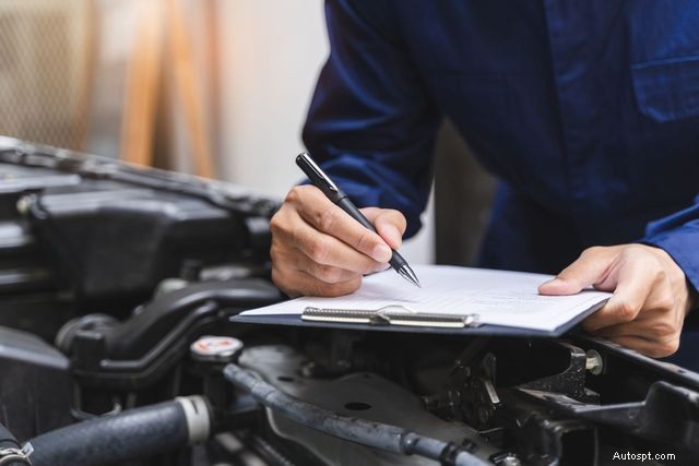 Onderhoudsgids voor hybride en elektrische voertuigen voor bestuurders in Morristown:accuonderhoud, voorbereiding op de winter en veilig rijden 