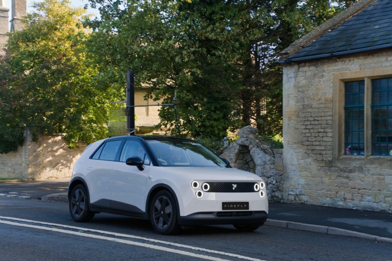 NIO s Firefly lanceert RHD-productie en vergroot daarmee het wereldwijde bereik 