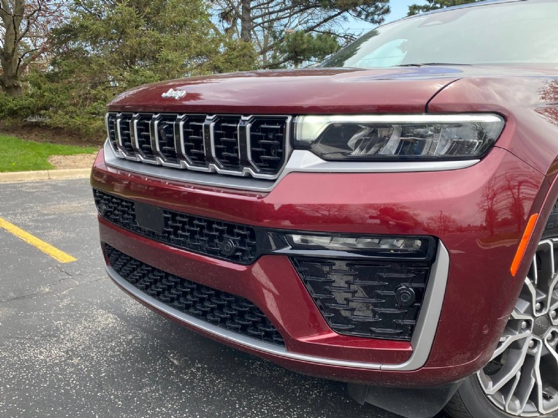 2026 Jeep Grand Cherokee Summit Review:kracht, comfort en offroad-prestaties 