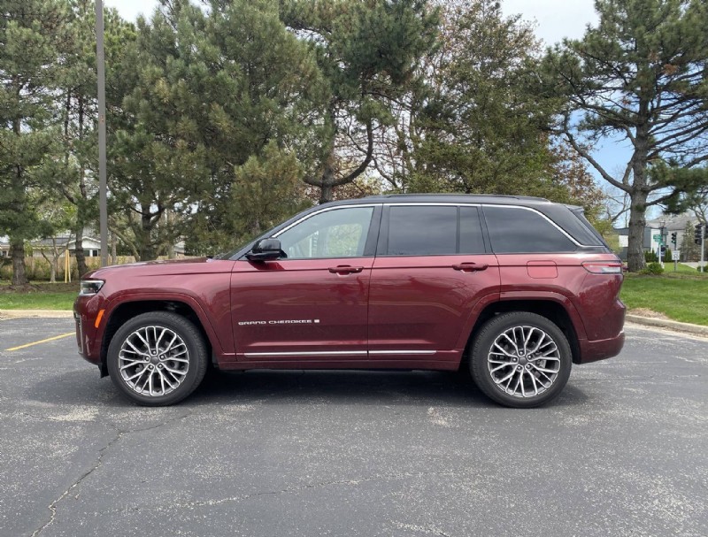 2026 Jeep Grand Cherokee Summit Review:kracht, comfort en offroad-prestaties 