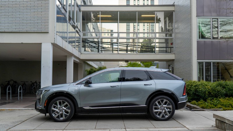 Kort testrapport Cadillac Optiq 2026:een luxe compacte elektrische auto die stijl, comfort en geavanceerde technologie biedt 