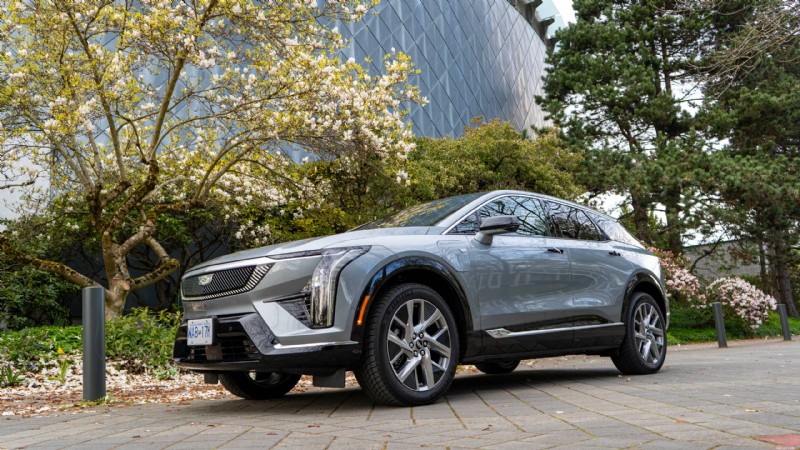 Kort testrapport Cadillac Optiq 2026:een luxe compacte elektrische auto die stijl, comfort en geavanceerde technologie biedt 