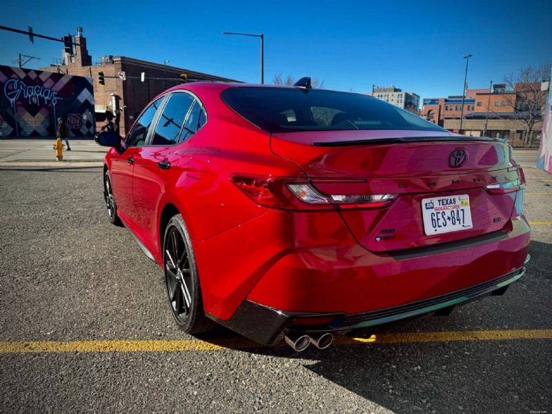 2026 Toyota Camry Nightshade:de eersteklas gezinssedan 