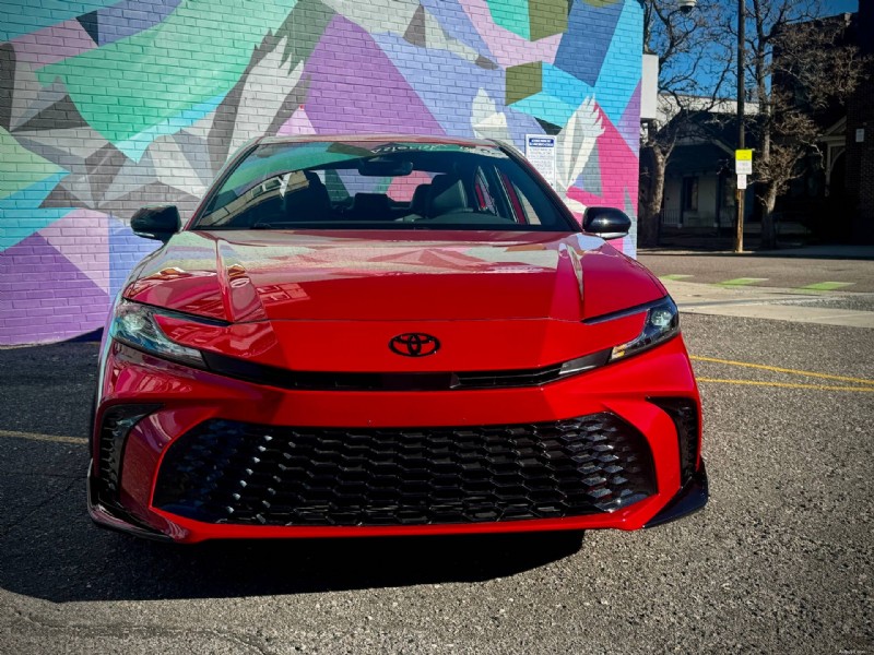 2026 Toyota Camry Nightshade:de eersteklas gezinssedan 