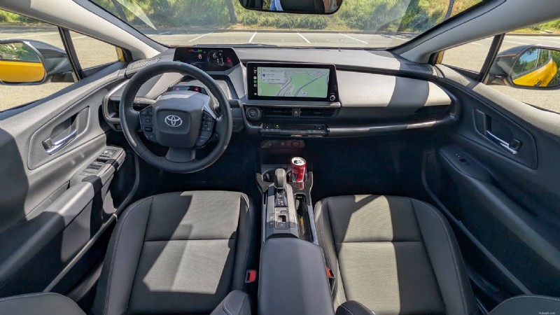 Toyota introduceert de Prius 2026:fris design, kleuropties en ongeëvenaard brandstofverbruik 