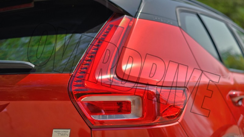 2022 Volvo XC40 Recharge Standard – exterieuroverzicht 