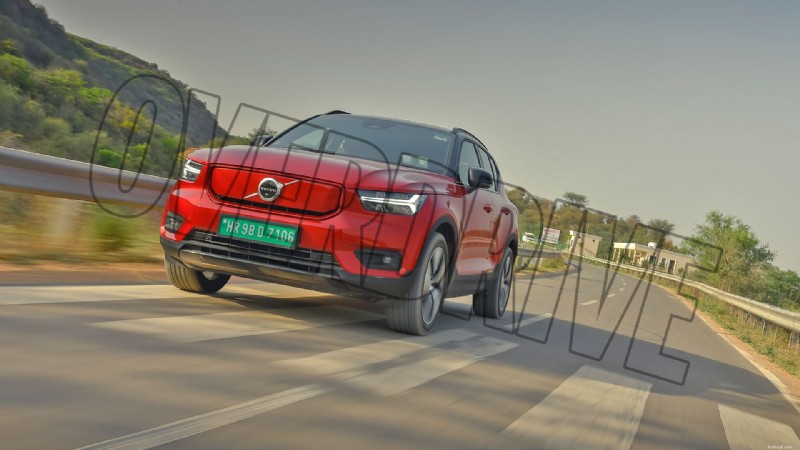 2022 Volvo XC40 Recharge Standard – exterieuroverzicht 