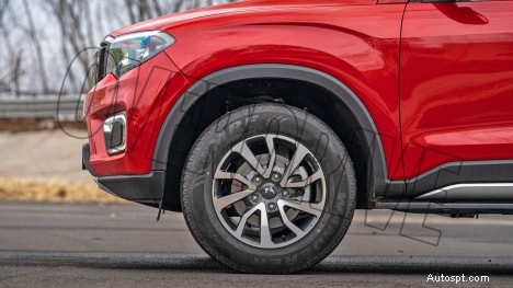 Mahindra Scorpio-N 2022 Z8L benzine – handgeschakelde 6 versnellingen, strak exterieur 