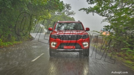 Mahindra Scorpio-N 2022 Z8L benzine – handgeschakelde 6 versnellingen, strak exterieur 