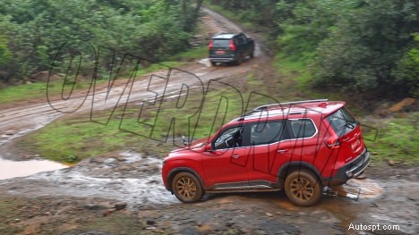 Mahindra Scorpio-N 2022 Z8L benzine – handgeschakelde 6 versnellingen, strak exterieur 