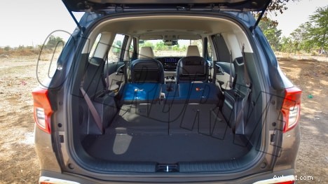 2022 Kia Carens Luxury Plus – 7 zitplaatsen, 1,5 liter motor, automatisch interieur met 6 versnellingen 