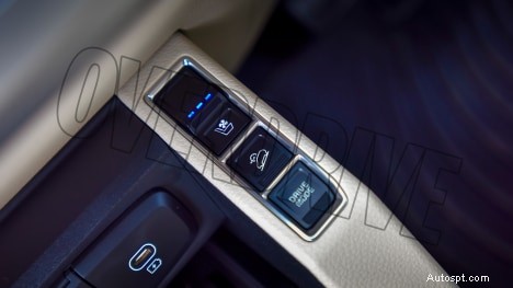 2022 Kia Carens Luxury Plus – 7 zitplaatsen, 1,5 liter motor, automatisch interieur met 6 versnellingen 