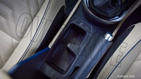 2022 Kia Carens Luxury Plus – 7 zitplaatsen, 1,5 liter motor, automatisch interieur met 6 versnellingen 