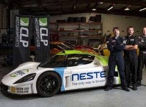 Cross-country reis in een aangepaste sportwagen:One-Tank Diesel Challenge 