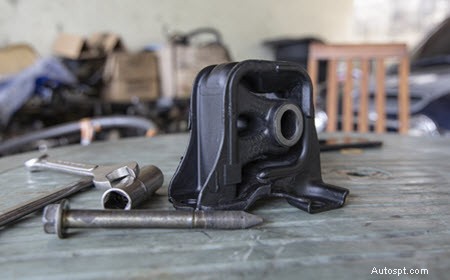 Hoe u een defect aan een MINI-motorsteun kunt oplossen:deskundige reparatiegids 