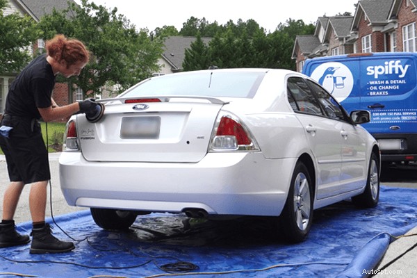 Ontdek het premium verschil:professionele handwas voor uw auto 