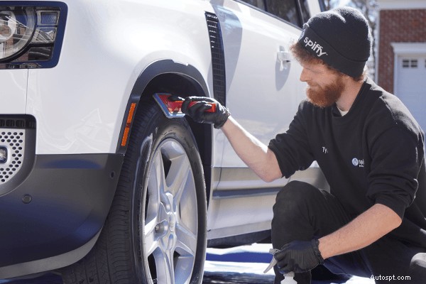 Ontdek het premium verschil:professionele handwas voor uw auto 