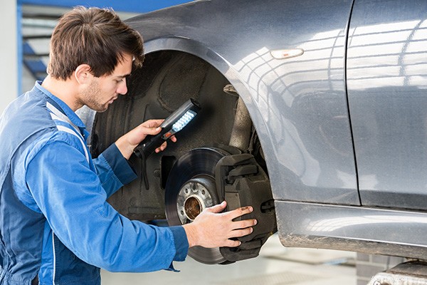 Deskundige autoreparatiediensten in Atlanta – Betrouwbare rem- en onderhoudsoplossingen 