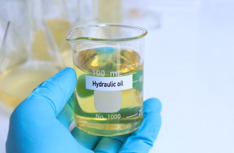 De juiste vervangingsolie voor hydraulische vijzels selecteren:betrouwbare alternatieven voor uw hydraulische systemen 