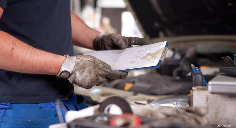 Autogeluidswaarschuwing:wanneer moet u een monteur bellen? 