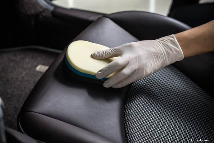Reinig en onderhoud lederen autostoelen als een professional – de ultieme gids 