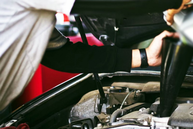 Vergroot de levensduur van uw auto:de essentiële gids voor regelmatig onderhoud 