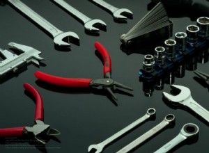 Beyond Voltage:hoe autoreparatiewerkplaatsen defecte autobatterijen diagnosticeren 