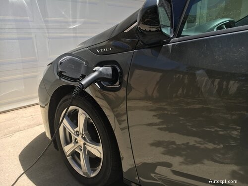 2017 Chevy Volt:beoordeling van 50.000 mijl:prestaties, betrouwbaarheid en eigendomskosten 