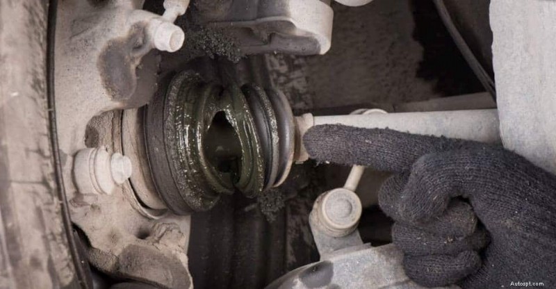 Waarom uw auto schudt boven 100 km/u (en hoe u dit kunt verhelpen) 