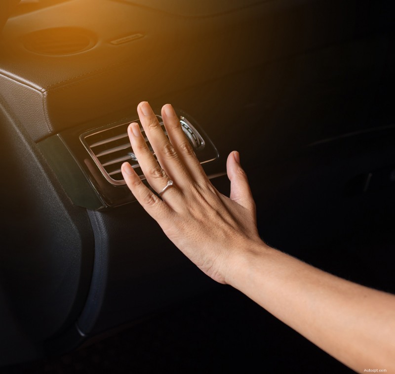 Kiezen tussen autoklimaatregeling met twee zones en één zone:een praktische gids 