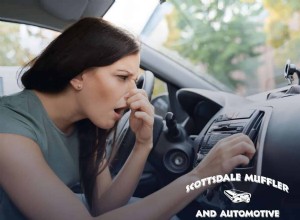 4 verborgen oorzaken van de slechte geur van uw auto die op ernstige problemen kunnen duiden 