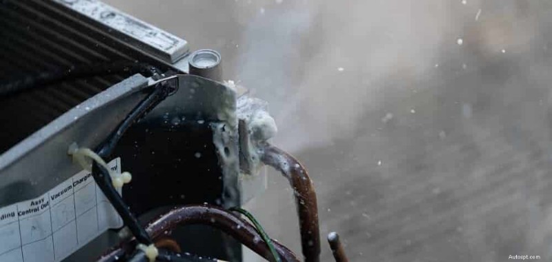 5 belangrijke tekenen dat de AC-condensorventilator van uw auto defect is en vervangingskosten 