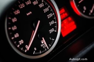 Top 4 octaanboosters en additieven:beoordelingen van experts en prestatie-inzichten 
