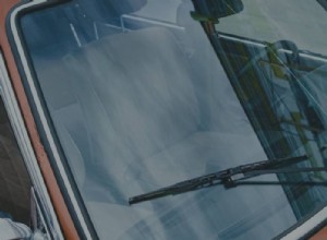 Waarom rijden met een kapotte voorruit ernstige risico s met zich meebrengt 