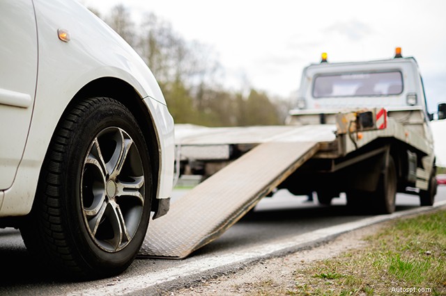 Wat u moet doen als uw auto kapot gaat:deskundige tips voor veiligheid en snelle reparaties 