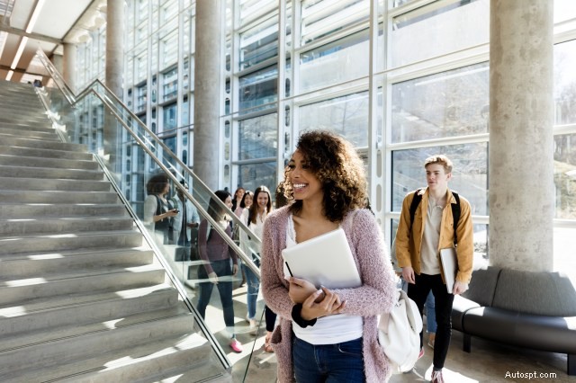 Uitgebreide gids voor studieverzekeringen voor studenten en ouders 