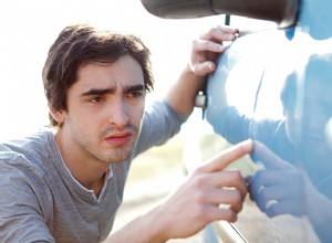 Expertgids:Autolakkrassen snel en veilig verwijderen 