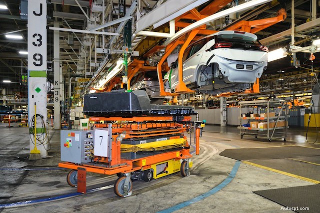 Zijn accu s van elektrische auto s schadelijk voor het milieu? Onderzoek naar de werkelijke impact. 