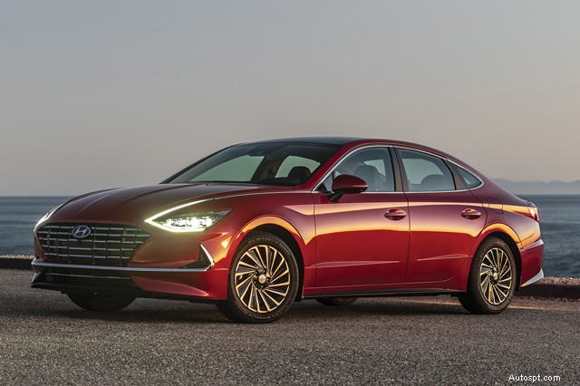 Testritrecensie:Toyota Avalon Hybrid – Luxe ontmoet eco-efficiëntie 