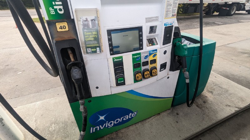 De gevolgen van het mengen van diesel met benzine in uw auto 