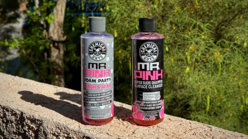 Chemical Guys Big Mouth Foam Cannon &Mr Pink Foam Party Review:een premium autowaservaring 