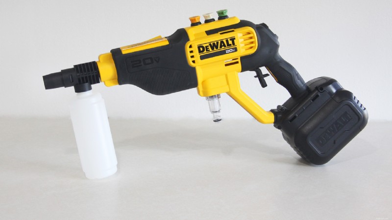 DeWalt 20V MAX draadloze krachtreiniger review:550 PSI voor vlekkeloze reiniging 