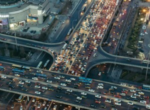 Wereldwijd aantal voertuigen in 2023:hoeveel auto s zijn er op aarde? 