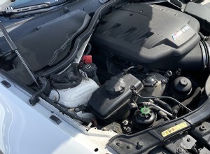 Essentiële autovloeistoffen:de sleutel tot betrouwbare voertuigprestaties 