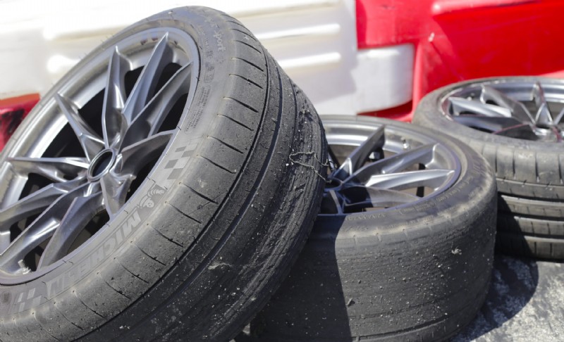 Drifting 101:hoe u veilig en effectief aan de slag kunt 