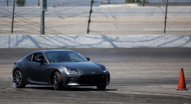 Drifting 101:hoe u veilig en effectief aan de slag kunt 