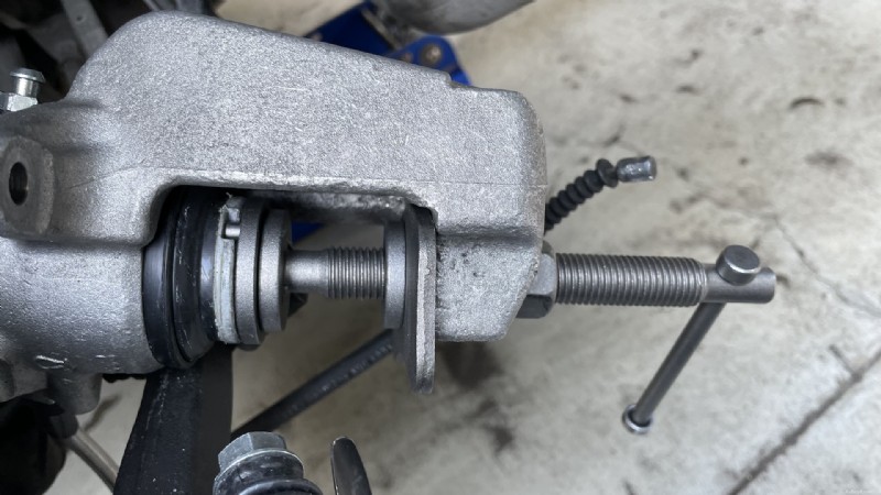 Master Brake Caliper Wind-Back:een stapsgewijze handleiding 