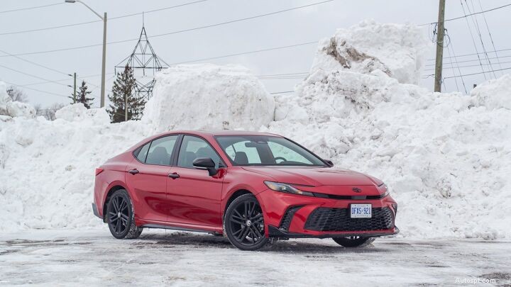 Hybride Sedan Showdown:Toyota Camry, Honda Accord en Hyundai Sonata vergeleken 